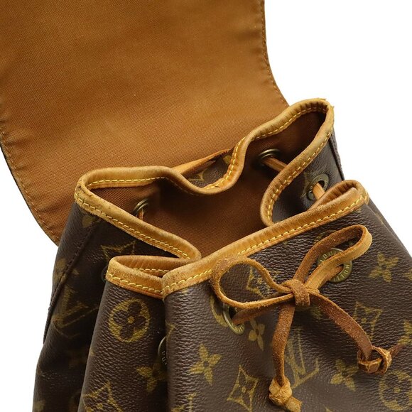 LOUIS VUITTON Brown Monogram Shoulder Bag - Picture 9 of 10